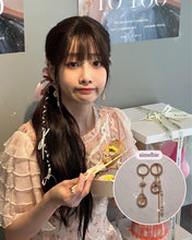 Load image into Gallery viewer, Meteor Shower Earrings - Champagne Pink ver. (Billlie Haruna, Lovelyz Jiae Earrings)
