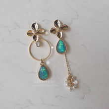 Load image into Gallery viewer, Gold Flowers and Coral Blue Teardrops Earrings