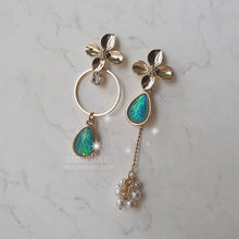 Load image into Gallery viewer, Gold Flowers and Coral Blue Teardrops Earrings