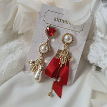 Load image into Gallery viewer, The Royal Red Queen Bee Earrings (KARA Gyuri Earrings)