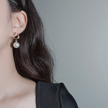 Load image into Gallery viewer, Horse Shoe and Pearl Earrings (Medium) - Gold