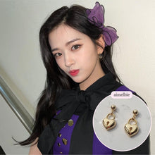 Load image into Gallery viewer, Gold Heart Lock Earrings (Ive Yujin, Ive Rei, Billlie Sheon Earrings)