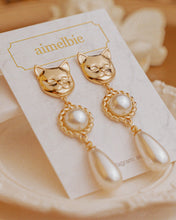 Load image into Gallery viewer, Melbie The Cat Series - The Elegance Earrings (Gold ver.)
