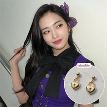 Load image into Gallery viewer, Gold Heart Lock Earrings (Ive Yujin, Ive Rei, Billlie Sheon Earrings)