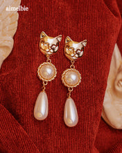 Load image into Gallery viewer, Melbie The Cat Series - The Elegance Earrings (Gold ver.)