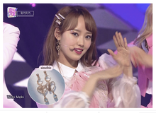 Load image into Gallery viewer, Angelic Moon Earrings (Weki Meki Sei, Yukika Earrings)