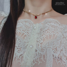 Load image into Gallery viewer, City Women Gold Chain Choker - Ruby Red (STAYC Isa, Dreamcatcher Yoohyeon Necklace)