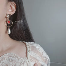 Load image into Gallery viewer, Melbie The Cat Series - Red Party Queen Earrings