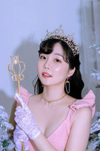 Load image into Gallery viewer, Art Nouveau Queen Choker Necklace (Mamamoo Solar Necklace)