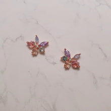Load image into Gallery viewer, Pastel Jewel Flower Earrings