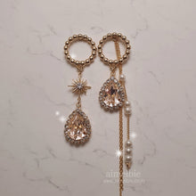 Load image into Gallery viewer, Meteor Shower Earrings - Champagne Pink ver. (Billlie Haruna, Lovelyz Jiae Earrings)
