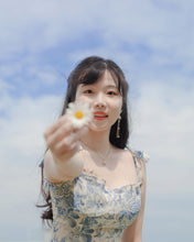 Load image into Gallery viewer, Daisy Layered Necklace - Gold