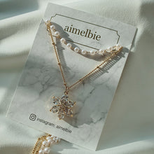 Load image into Gallery viewer, Daisy Layered Necklace - Gold