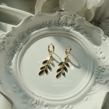 Load image into Gallery viewer, Forest Leaves Huggies Earrings - Gold