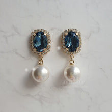 Load image into Gallery viewer, Elegant Oval Crystal and Pearl Earrings - Deep Blue