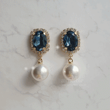 Load image into Gallery viewer, Elegant Oval Crystal and Pearl Earrings - Deep Blue