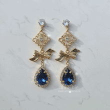 Load image into Gallery viewer, Oriental Princess Earrings - Navy