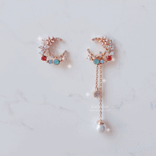 Load image into Gallery viewer, Blooming Moon Earrings - Rose Gold