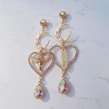 Load image into Gallery viewer, Angelic Moon Earrings (Weki Meki Sei, Yukika Earrings)