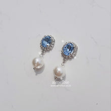 Load image into Gallery viewer, Light Sapphire and Pearl Earrings (ITZY Yuna Earrings)