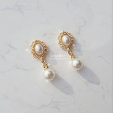 Load image into Gallery viewer, Daily Antique Earrings - Gold ver. (IVE Yujin Earrings)