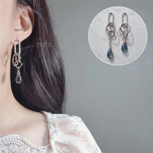 Load image into Gallery viewer, Navy City Earrings