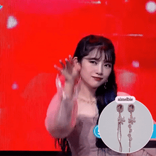 Load image into Gallery viewer, Diamond Petals Earrings - Peach Pink ver.