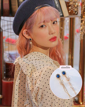 Load image into Gallery viewer, Diamond Petals Earrings - Navy ver. (fromis_9 Nakyung, Weki Meki Rina Earrings)