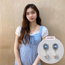 Load image into Gallery viewer, Light Sapphire and Pearl Earrings (ITZY Yuna Earrings)