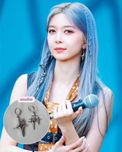Load image into Gallery viewer, [Aespa Karina Earrings] Sparkle Sparkle Huggies Earrings