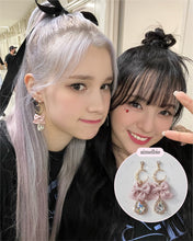 Load image into Gallery viewer, Rosequartz Moon Earrings (Kep1er Huening Bahiyyih, Weki Meki Yoojung Earrings)