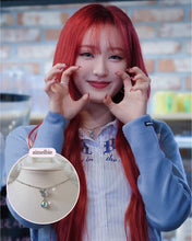 Load image into Gallery viewer, Dreamy Butterfly Semi-Choker Necklace - Rainbow (STAYC Isa, STAYC Seeun, Sejeong Kim, Oh My Girl Jiho Necklace)