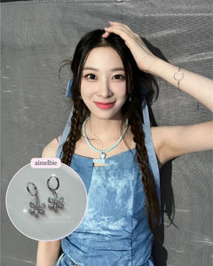 Diamond Petals Huggies Earrings - Silver (Kep1er Chaehyun, Rocket Punch Yoonkyung Earrings)