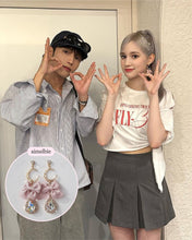 Load image into Gallery viewer, Rosequartz Moon Earrings (Kep1er Huening Bahiyyih, Weki Meki Yoojung Earrings)