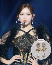 Load image into Gallery viewer, [IVE Leeseo Earrings) Golden Shadow and Ribbon Earrings
