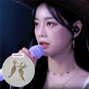 [Kim Sejeong Earrings] Gold Wing Huggies Earrings