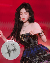 Load image into Gallery viewer, [Aespa Karina Earrings] Sparkle Sparkle Huggies Earrings