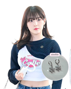 [Aespa Giselle, Kep1er Chaehyun Earrings] Diamond Petals Huggies Earrings - Silver