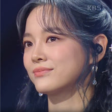 Load image into Gallery viewer, [IVE Leeseo, Kim Sejeong Earrings] The Angel Wings Earrings