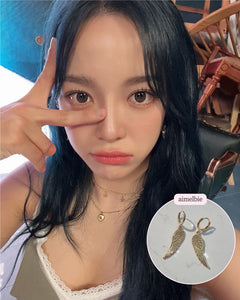 [Kim Sejeong Earrings] Gold Wing Huggies Earrings