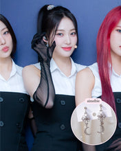 Load image into Gallery viewer, Art Nouveau Moon Earrings (Billlie Tsuki, Park Eunbin, Apink Eunji Earrings)