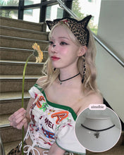 Load image into Gallery viewer, [Aespa Winter Choker] Vintage Heart Locket Choker - Silver ver.