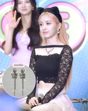 Load image into Gallery viewer, Urban Chic Butterfly Earrings (Kep1er Yeseo, LOONA Yves, Dreamcatcher Yoohyeon, Jiyu Earrings)
