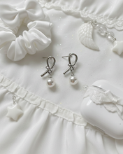Load image into Gallery viewer, [IVE Wonyoung Earrings] Daily Silver Ribbon Earrings