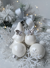 Load image into Gallery viewer, Elf Leaves Earring - Silver Color
