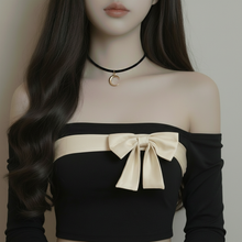 Load image into Gallery viewer, Crescent Moon Choker - Gold ver. [Penthouse 3 Hanjihyun(Joo Suk kyung) Choker]