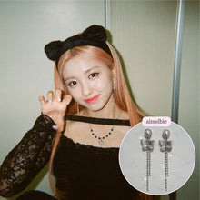 Load image into Gallery viewer, Urban Chic Butterfly Earrings (Kep1er Yeseo, LOONA Yves, Dreamcatcher Yoohyeon, Jiyu Earrings)