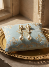 Load image into Gallery viewer, [IVE Wonyoung Earrings] Minerva Earrings - Gold Color