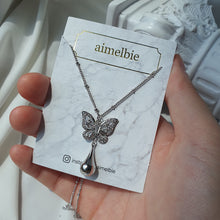 Load image into Gallery viewer, Metal Drop Butterfly Necklace