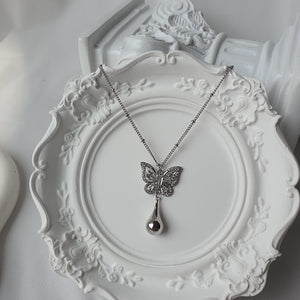 Metal Drop Butterfly Necklace